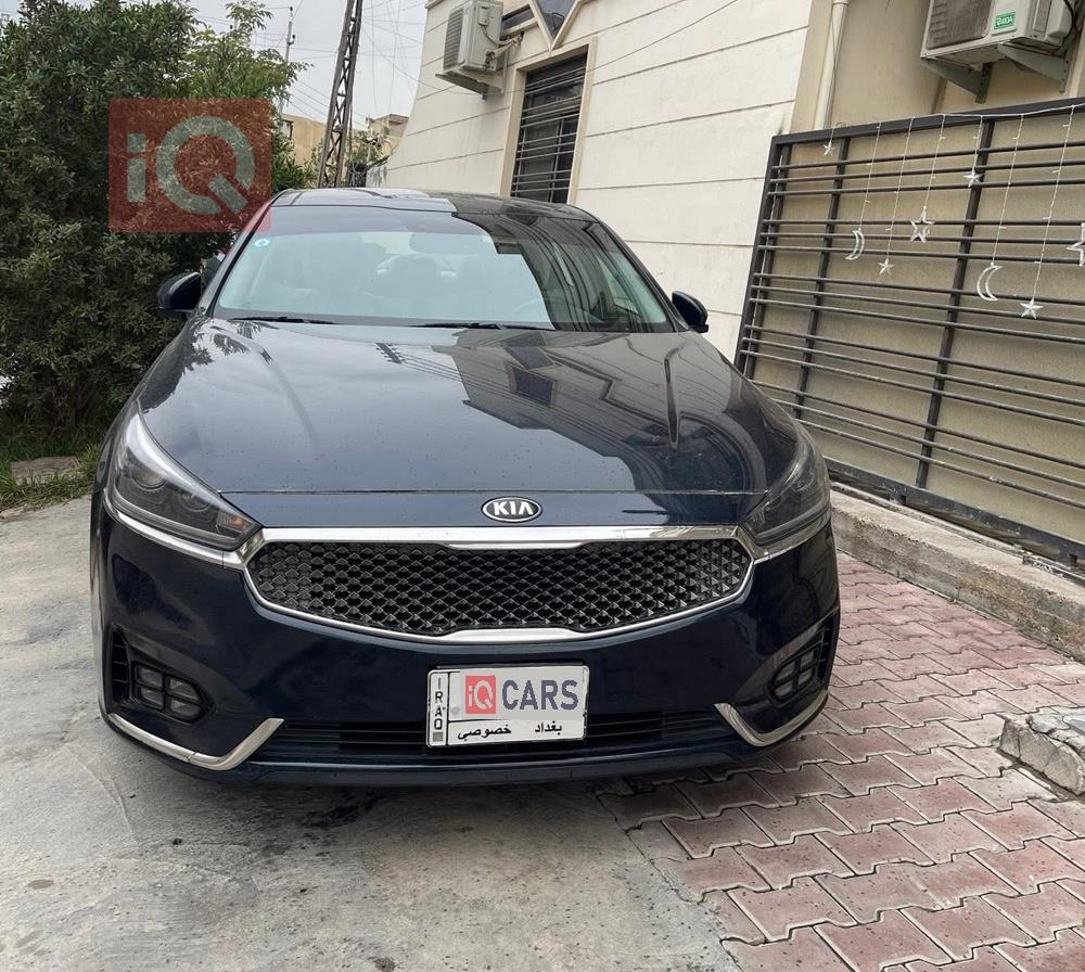 كيا كادينزا